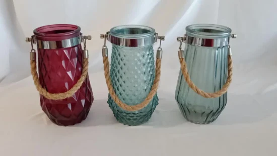 Grande vidro colorido com alça de corda em diferentes padrões